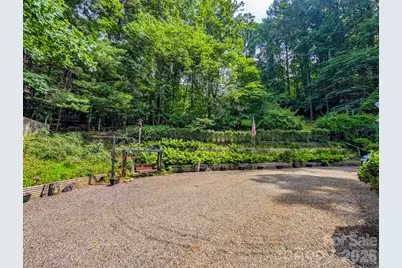 1372 Lickskillet Road, Burnsville, NC 28714 - Photo 9
