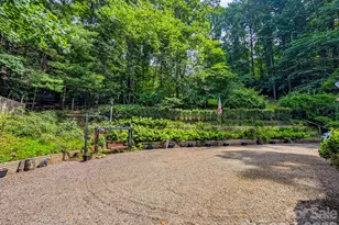 1372 Lickskillet Rd, Burnsville, NC 28714 - Photo 9