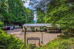 1372 Lickskillet Rd, Burnsville, NC 28714 - Photo 3