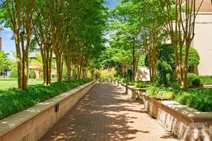 300 W 5th St, Charlotte, NC 28202 - Photo 33