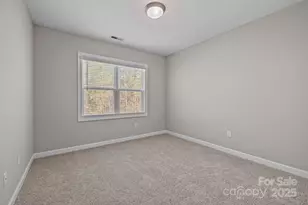 16500 Bryant Meadows Dr, Charlotte, NC 28278 - Photo 15