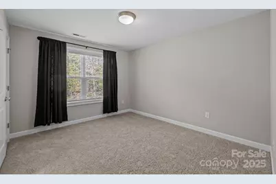 16500 Bryant Meadows Drive, Charlotte, NC 28278 - Photo 25