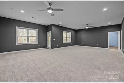 16500 Bryant Meadows Drive, Charlotte, NC 28278 - Photo 17