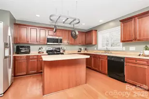 13503 Pontchatrain Ave, Charlotte, NC 28273 - Photo 17