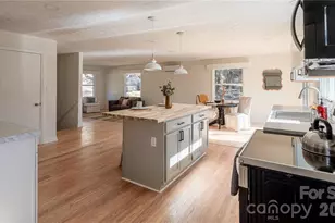 104 Disosway St, Black Mountain, NC 28711 - Photo 17