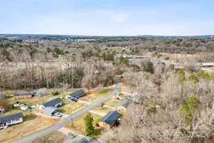 2104 Hollandale Dr, Gastonia, NC 28054 - Photo 47