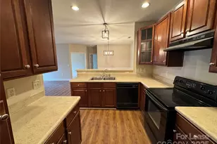 11865 Ridgeway Park Dr, Charlotte, NC 28277 - Photo 13