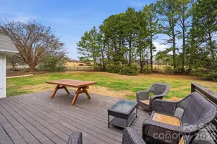 109 Spencer Woods Dr, Dallas, NC 28034 - Photo 37