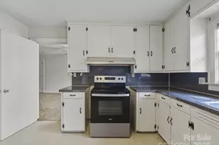 110 2nd Ave NE, Catawba, NC 28609 - Photo 7