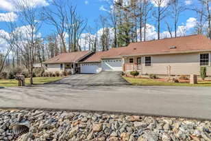 210 Allen Paul Dr, Hendersonville, NC 28791 - Photo 1