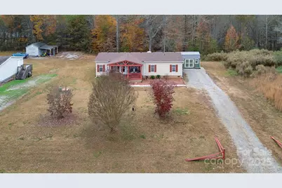 5951 Great Divide, Claremont, NC 28610 - Photo 3