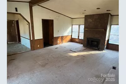 1521 Lemon Tree Lane, Morganton, NC 28655 - Photo 5