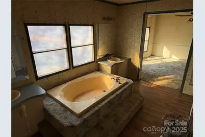 1521 Lemon Tree Lane, Morganton, NC 28655 - Photo 9