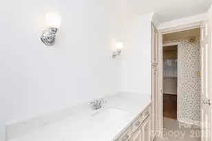 8219 Cliffside Dr, Charlotte, NC 28270 - Photo 27