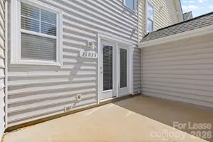 11013 Dundarrach Ln, Charlotte, NC 28277 - Photo 19