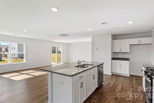 58 Caroline Vly Ln, Hendersonville, NC 28792 - Photo 9