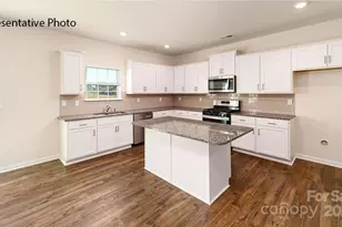 137 Pecan Grv Ln, Statesville, NC 28677 - Photo 5