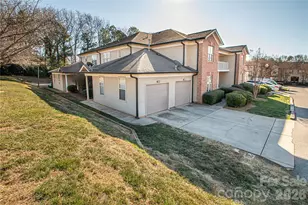 2342 Brendon Patrick Ct, Charlotte, NC 28262 - Photo 3