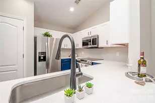 2342 Brendon Patrick Ct, Charlotte, NC 28262 - Photo 15