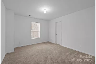 8618 Herons Pond Court, Charlotte, NC 28215 - Photo 27