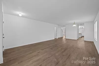 8618 Herons Pond Court, Charlotte, NC 28215 - Photo 3