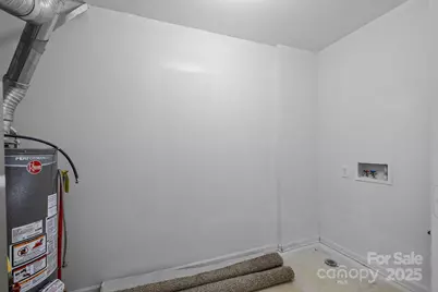 8618 Herons Pond Court, Charlotte, NC 28215 - Photo 31