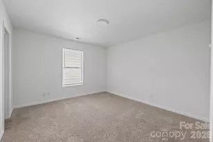 8618 Herons Pond Ct, Charlotte, NC 28215 - Photo 23