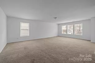 8618 Herons Pond Ct, Charlotte, NC 28215 - Photo 23