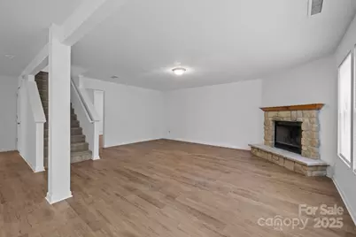 8618 Herons Pond Court, Charlotte, NC 28215 - Photo 11