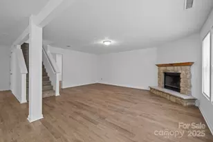 8618 Herons Pond Ct, Charlotte, NC 28215 - Photo 11