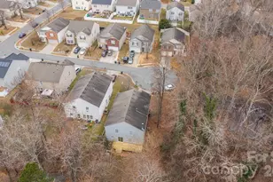 8618 Herons Pond Ct, Charlotte, NC 28215 - Photo 41