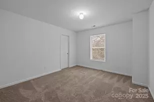 8618 Herons Pond Ct, Charlotte, NC 28215 - Photo 29