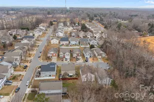 8618 Herons Pond Ct, Charlotte, NC 28215 - Photo 43