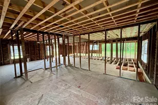 104 E Church St, Dallas, NC 28034 - Photo 5