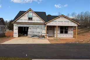 831A Wynnshire Dr, Hickory, NC 28601 - Photo 1