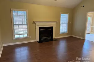 2206 Water Oak Ln, Gastonia, NC 28056 - Photo 5