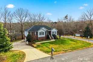 3392 Overbrook Dr, Conover, NC 28613 - Photo 3