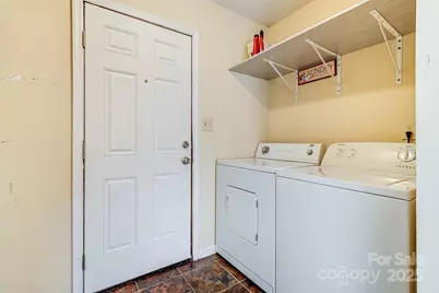 90 2nd Street SE, Catawba, NC 28609 - Photo 23