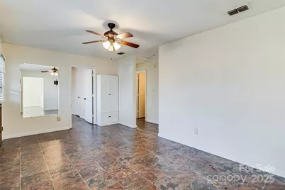 90 2nd Street SE, Catawba, NC 28609 - Photo 9