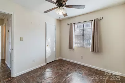 90 2nd Street SE, Catawba, NC 28609 - Photo 15