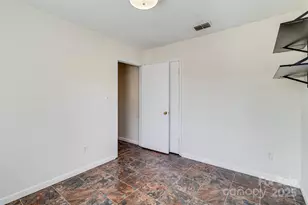 90 2nd St SE, Catawba, NC 28609 - Photo 17