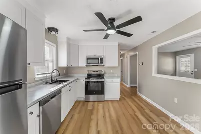 2730 33rd Avenue NE, Hickory, NC 28601 - Photo 9