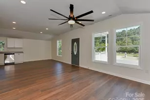 3204 Amay James Ave, Charlotte, NC 28208 - Photo 5