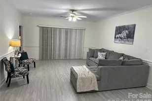 9047 Meadow Vista Rd, Charlotte, NC 28213 - Photo 3