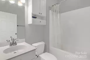 9047 Meadow Vista Rd, Charlotte, NC 28213 - Photo 17