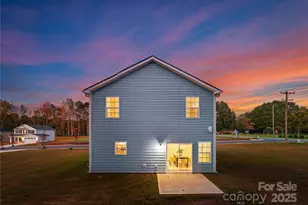 1422 Summerville Rd, Charlotte, NC 28214 - Photo 23