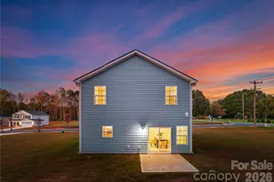 1422 Summerville Rd, Charlotte, NC 28214 - Photo 23