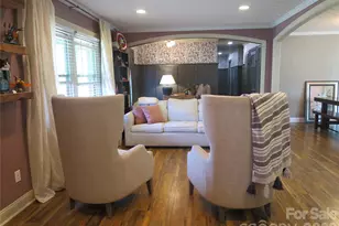 4022 Lynn Cir, Shelby, NC 28152 - Photo 9