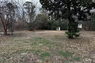 1843 Slater Rd, Charlotte, NC 28216 - Photo 3