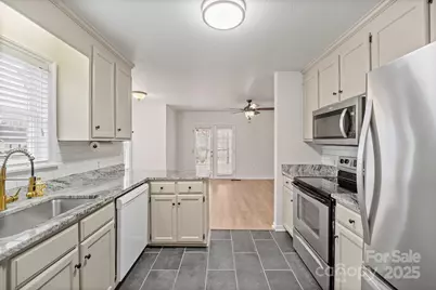 110 Turnberry Lane, Mooresville, NC 28117 - Photo 9